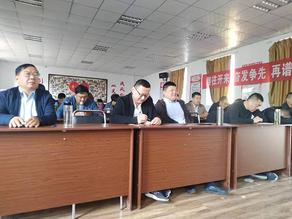 百煉成鋼、眾志成城—匯豐銷(xiāo)售精英國(guó)慶大練兵